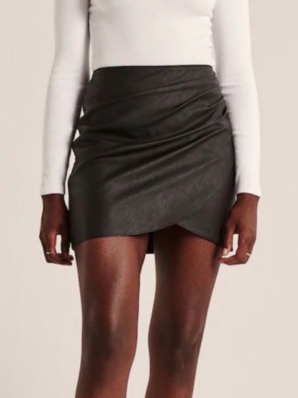 Abercrombie & Fitch Black Vegan Faux Leather Ruched Tulip Mini Skirt Size Medium